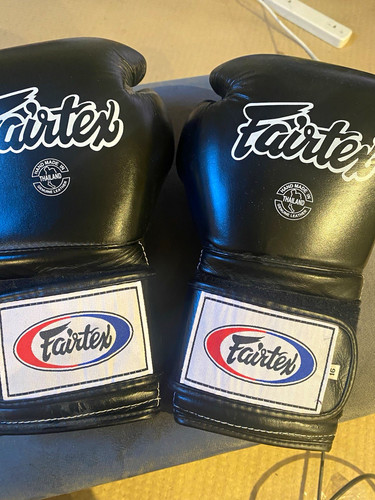 Fairtex black leather oz - black,