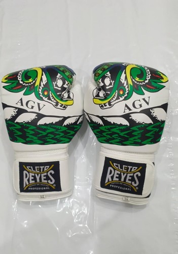 Cleto reyes boxing gloves - reyes,