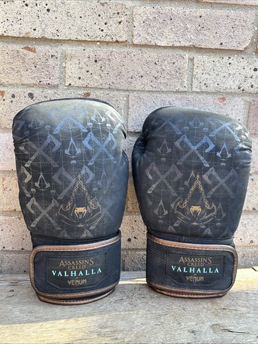 Venum boxing gloves - boxing,